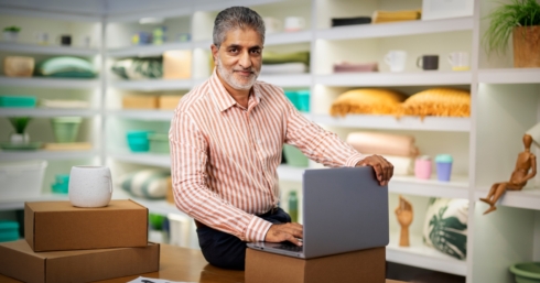 Business Line of Credit or Small Business Loan? 5 Points to Consider