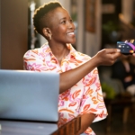 برنامج بطاقة الخصم التجارية من Payoneer Mastercard®