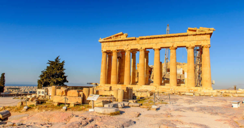 How to hire and pay contractors in Greece